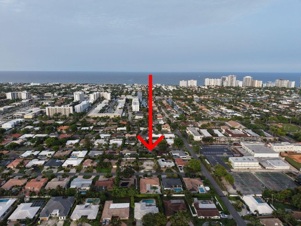 Photo of 4720 NE 27th Avenue, Fort Lauderdale, FL 33308 (MLS # F10507800)