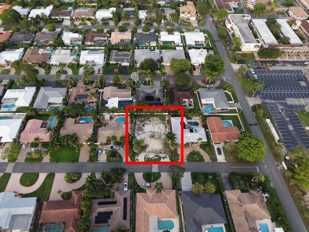 Photo of 4720 NE 27th Avenue, Fort Lauderdale, FL 33308 (MLS # F10507800)