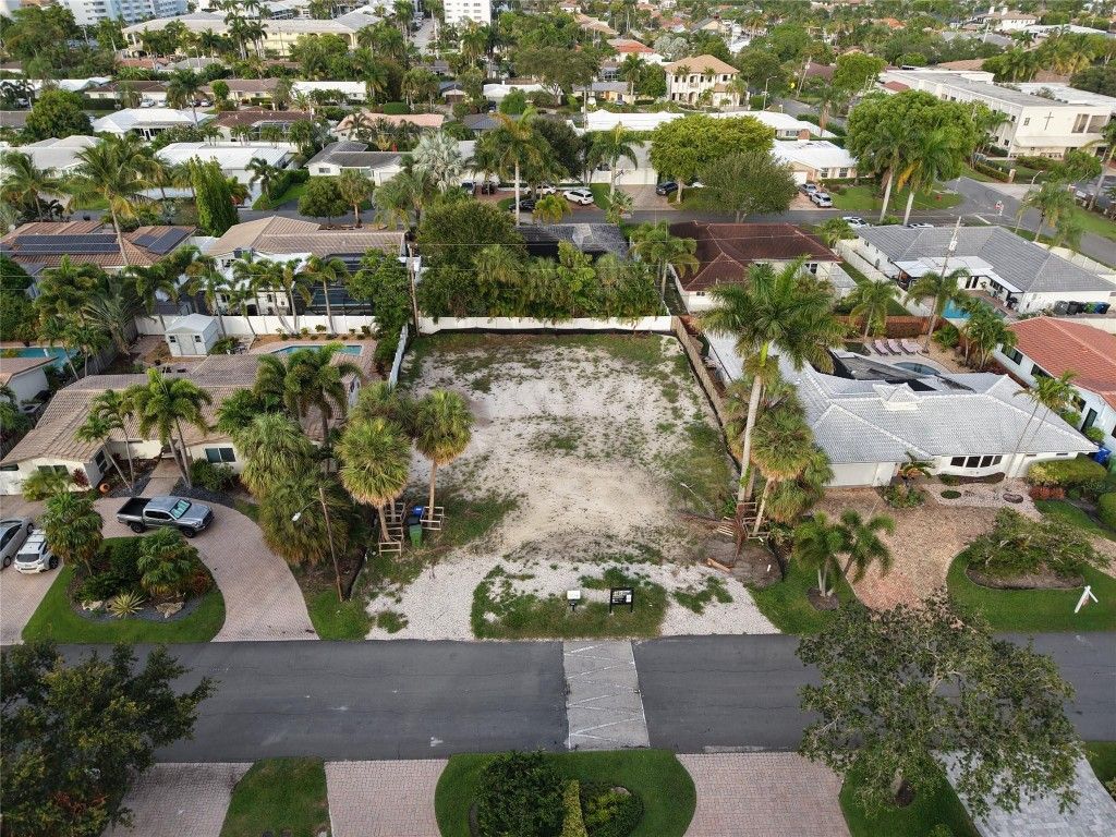 Photo of 4720 NE 27th Avenue, Fort Lauderdale, FL 33308 (MLS # F10507800)