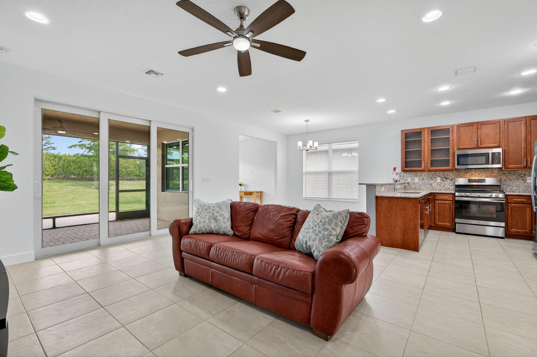 RIVERLAND PARCEL C - PLAT TEN REPLAT - Residential