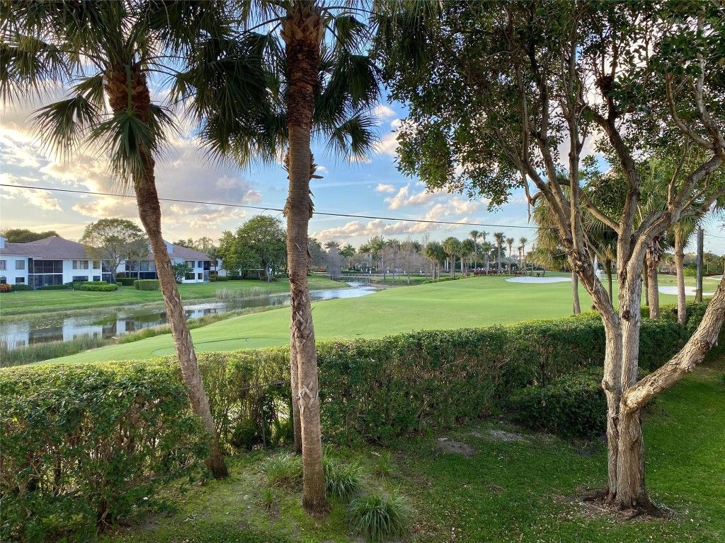 Photo of 15105 Michelangelo Bl Blvd #208, Delray Beach, FL 33446 (MLS # F10422871)