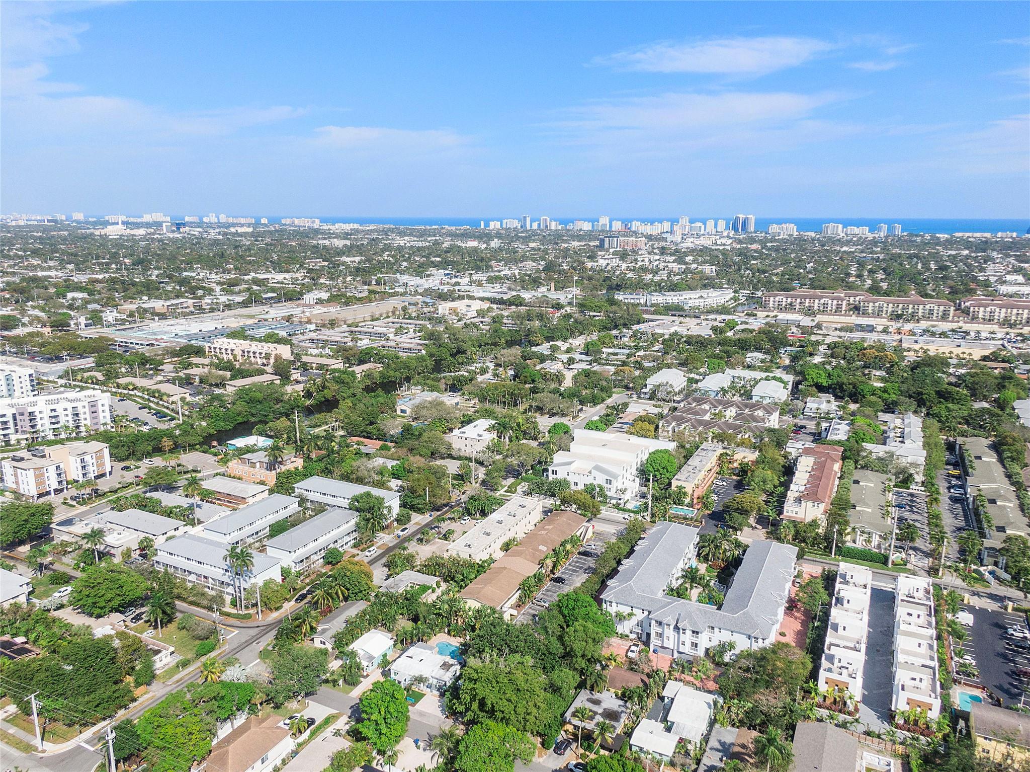 WILTON COMMONS CONDOMINIU - Residential