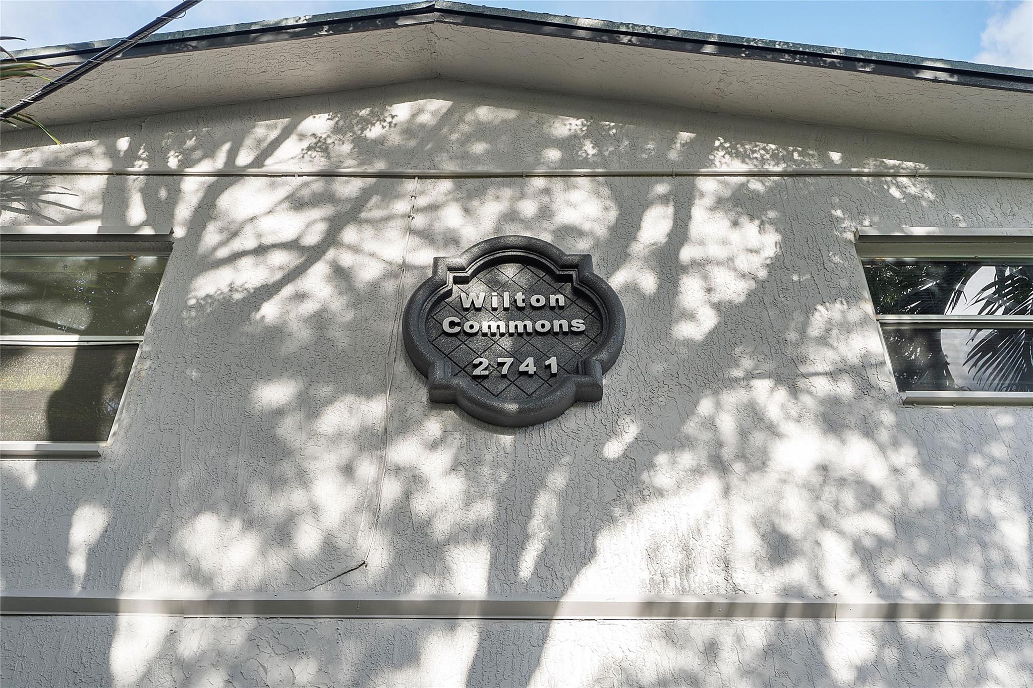 WILTON COMMONS CONDOMINIU - Residential