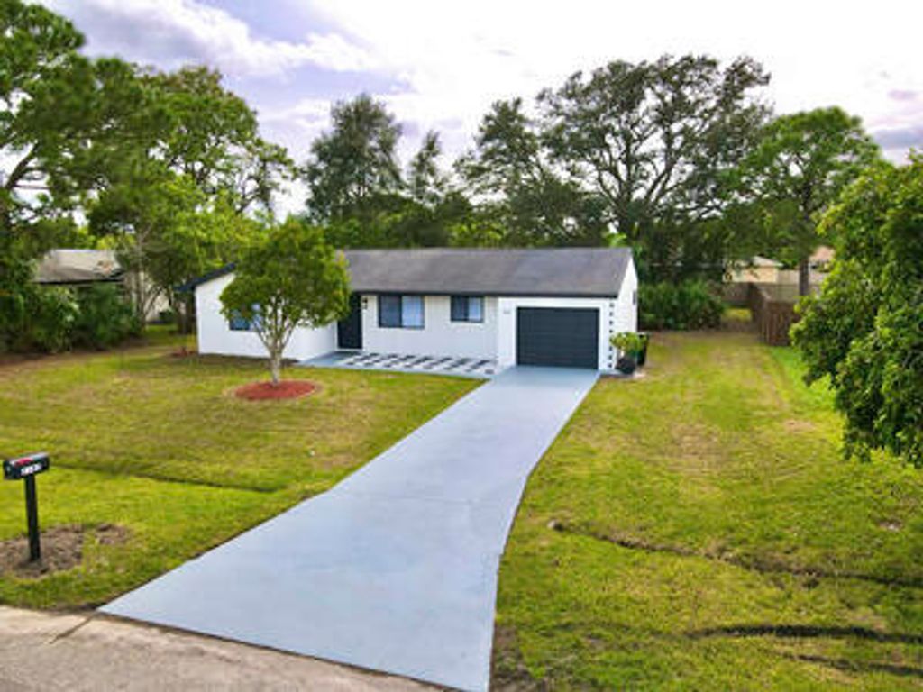 Photo of 2182 SE Genoa Street, Port Saint Lucie, FL 34952 (MLS # B26009719)