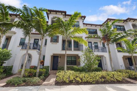 11530 SW 13th Ct 11530 Pembroke Pines FL 33025