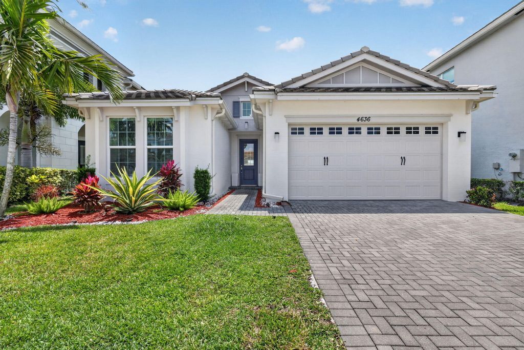 Photo of 4636 Woodland Way, Westlake, FL 33470 (MLS # B26021687)