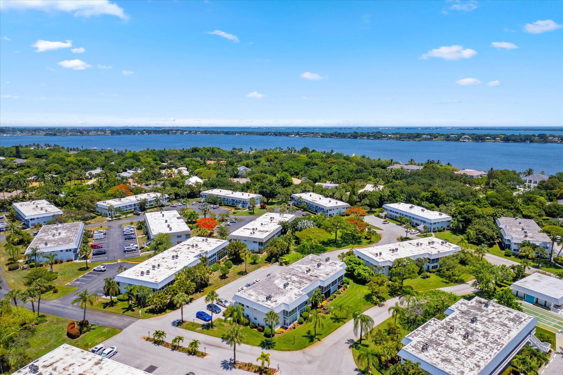 CEDAR POINTE CONDO - Residential