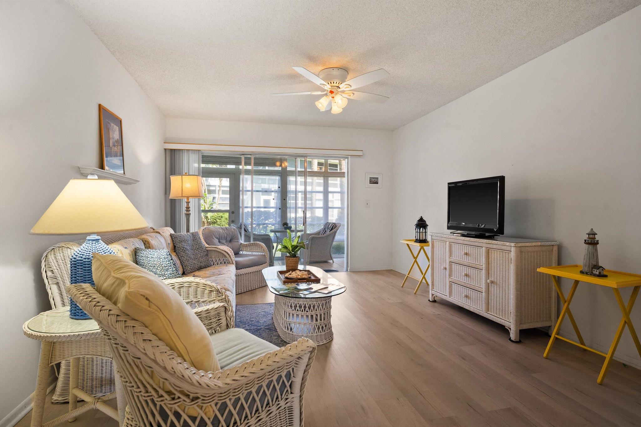 CEDAR POINTE CONDO - Residential