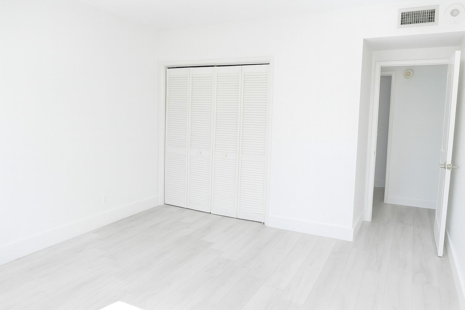 HILLCREST EAST NO 24 CONDO - Residential Lease