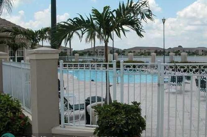 Evergreen Lakes Condo - Residential Lease