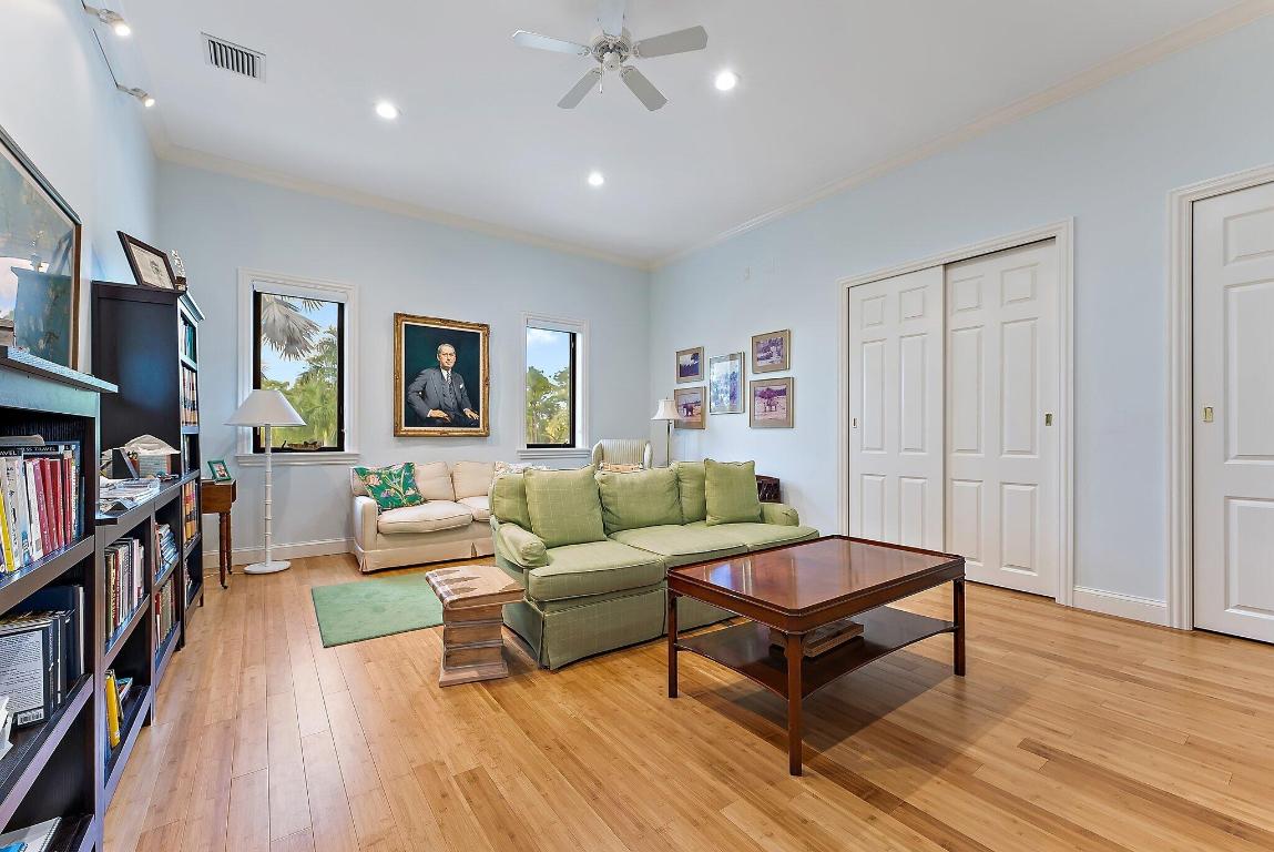 RANCH COLONY - Residential