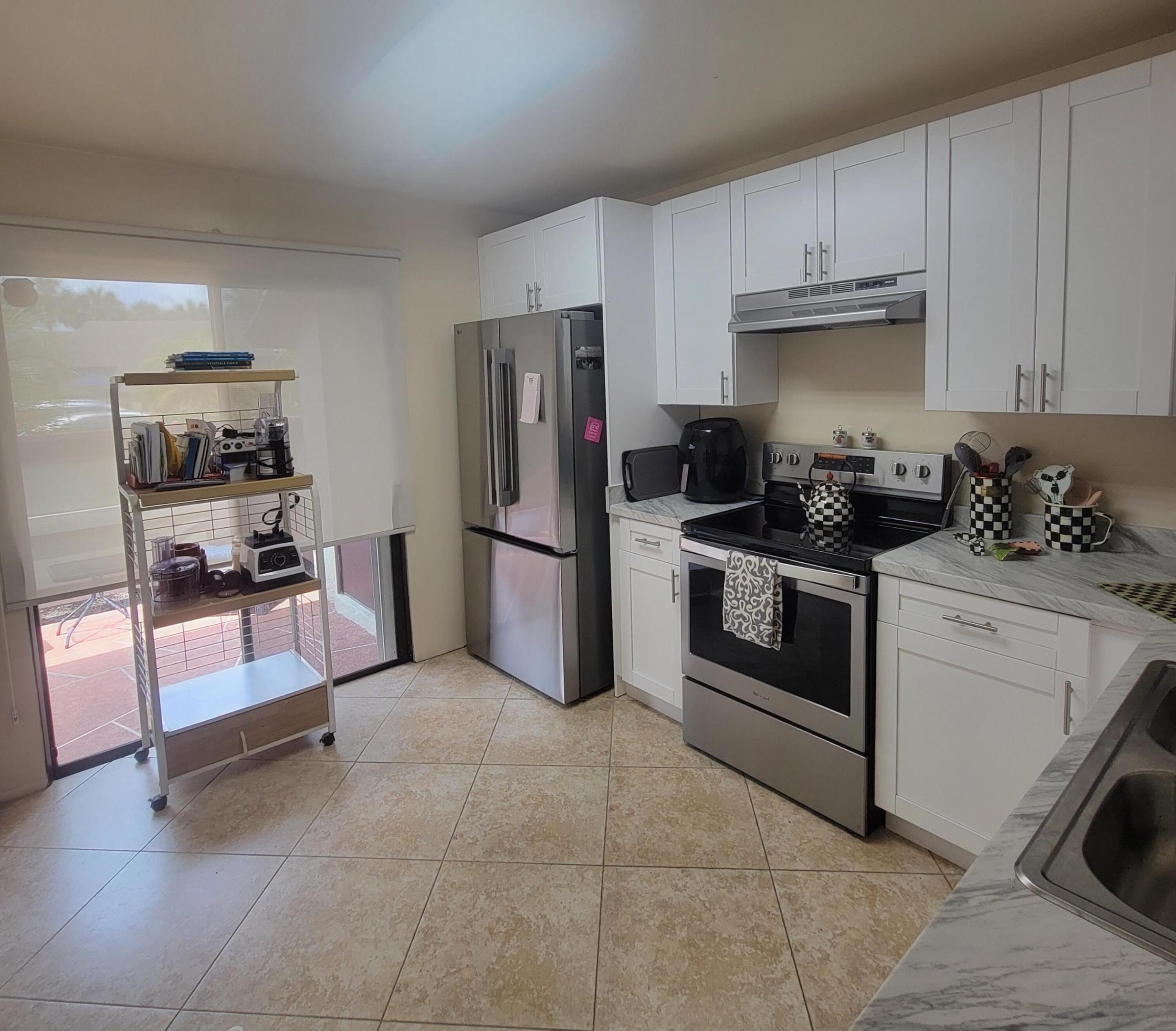 STRATHMORE GATE WEST UNIT 1 - Residential