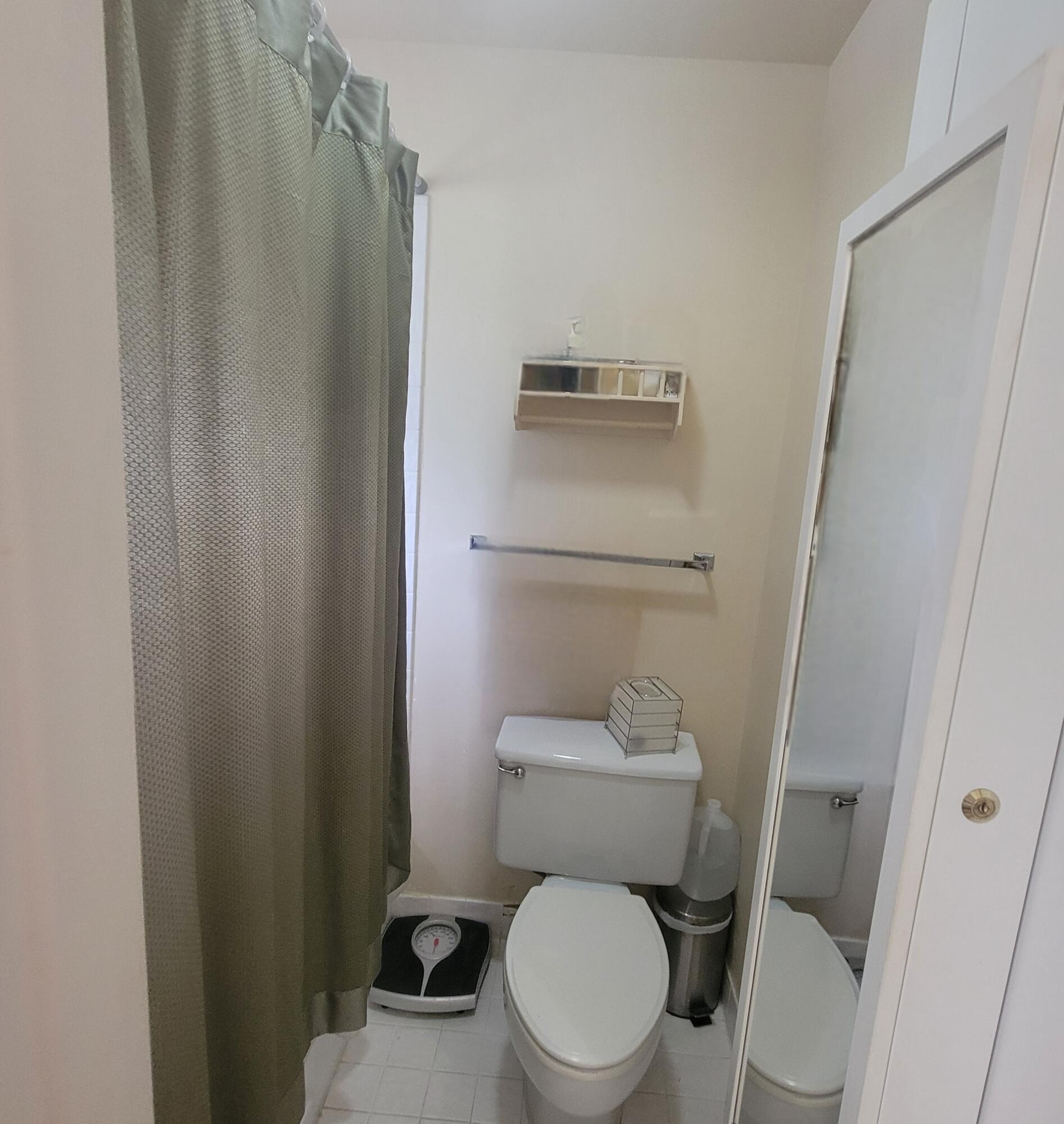 STRATHMORE GATE WEST UNIT 1 - Residential