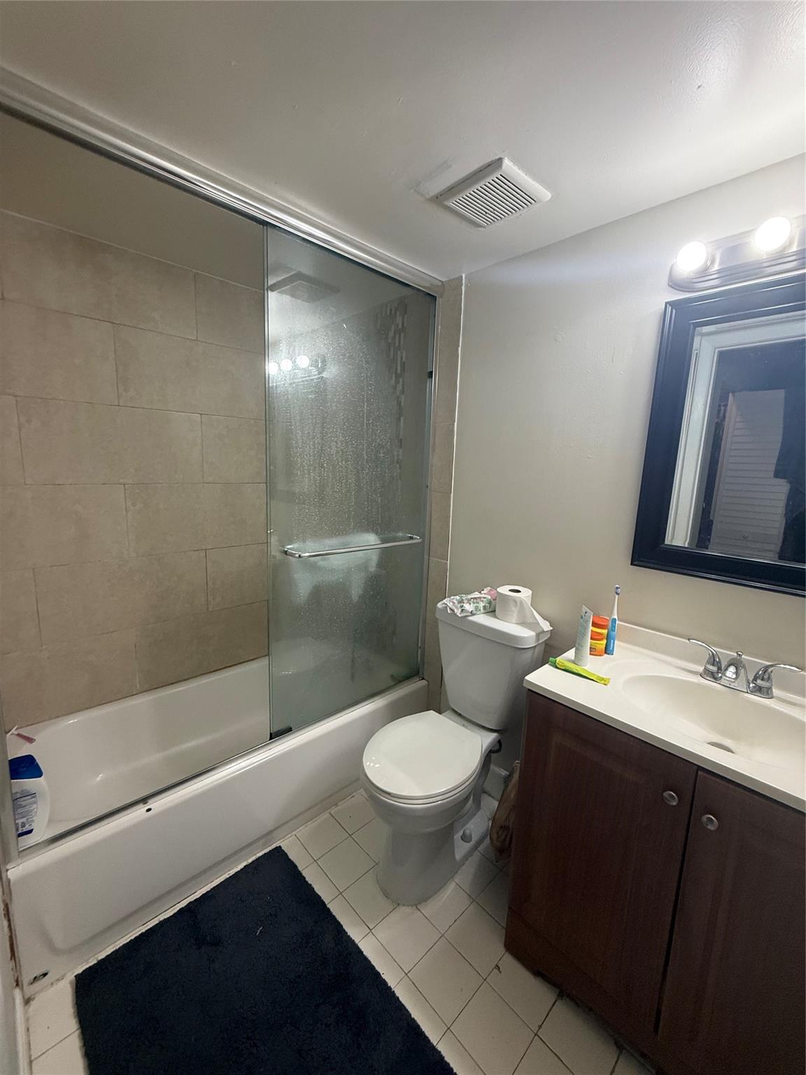 Lakes Of Jacaranda Condo - Residential Lease