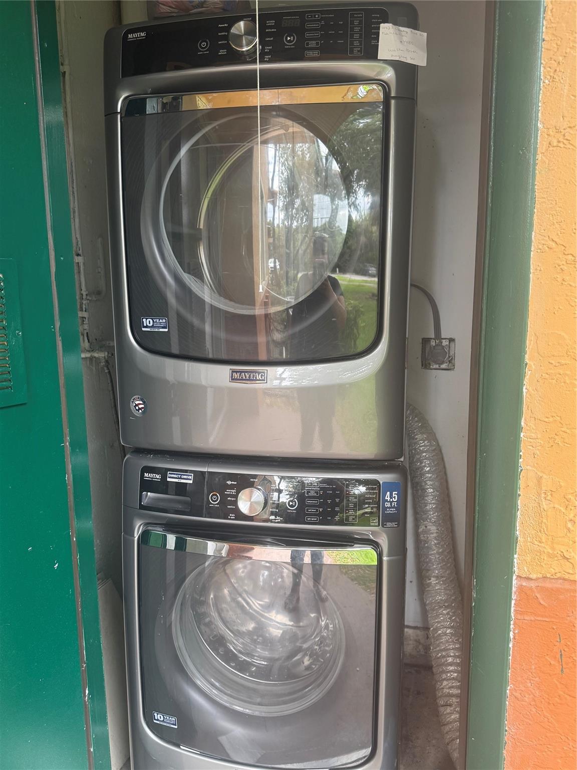 Lakes Of Jacaranda Condo - Residential Lease