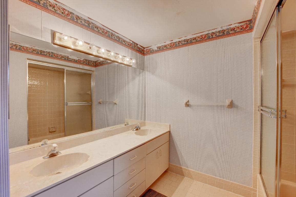 LAKES OF DEER CREEK - Residential