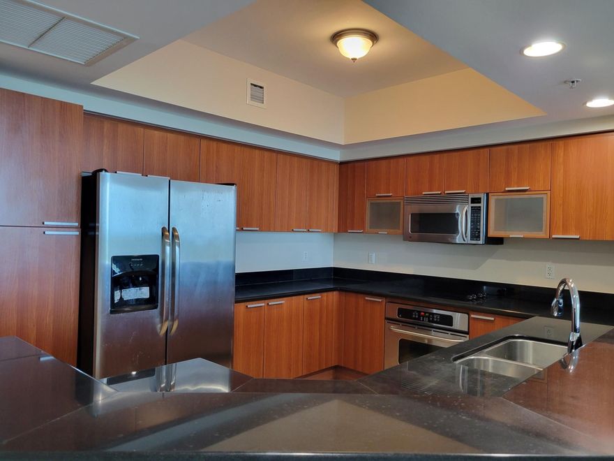 Lowest priced unit at Royal Oaks!! Preferred North tower where construction is almost completed. Large 2 bedrooms/ 2 1/2 bath facing east overlooking Oleta state park, intracoastal and ocean. Contemporary kitchen with stainless steel appliances and granite counters. Living area has marble floors and both bedrooms have carpet. Washer and dryer in apartment. Master suite has two walk-in closets. Great views from all rooms. Fantastic location close to FIU, Costco and Aventura mall. Complex features 24 hr. security, heated pool, tennis, gym and clubhouse. Tenant occupied till Sept 30, 2026. Buyer must honor remainder of lease. Tenant paying $3000/month making this perfect opportunity for investors. Please allow 24 hrs. notice. Please see broker remarks regarding special assessments.