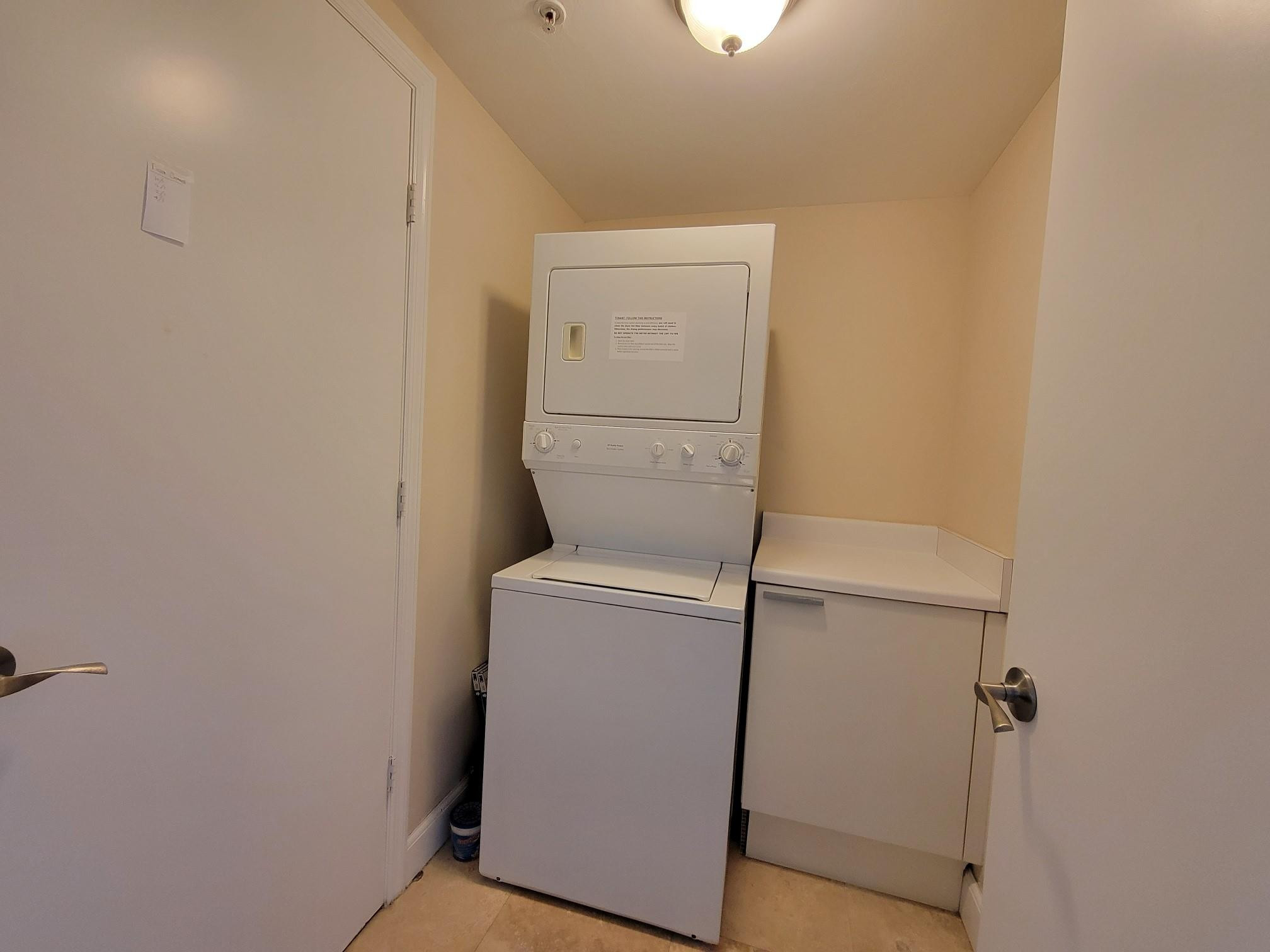 The Oaks I Condo - Residential