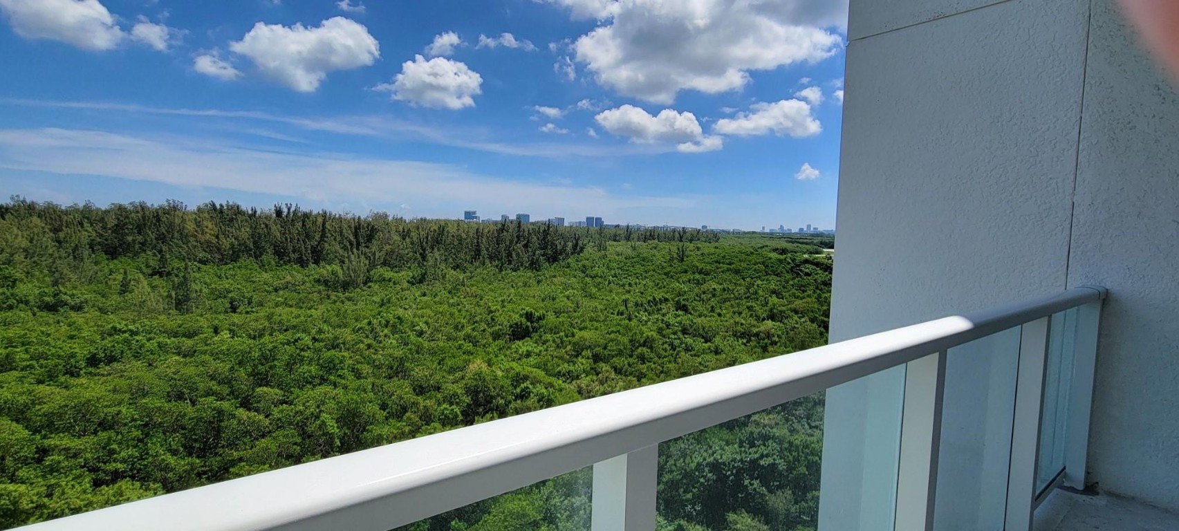 The Oaks I Condo - Residential