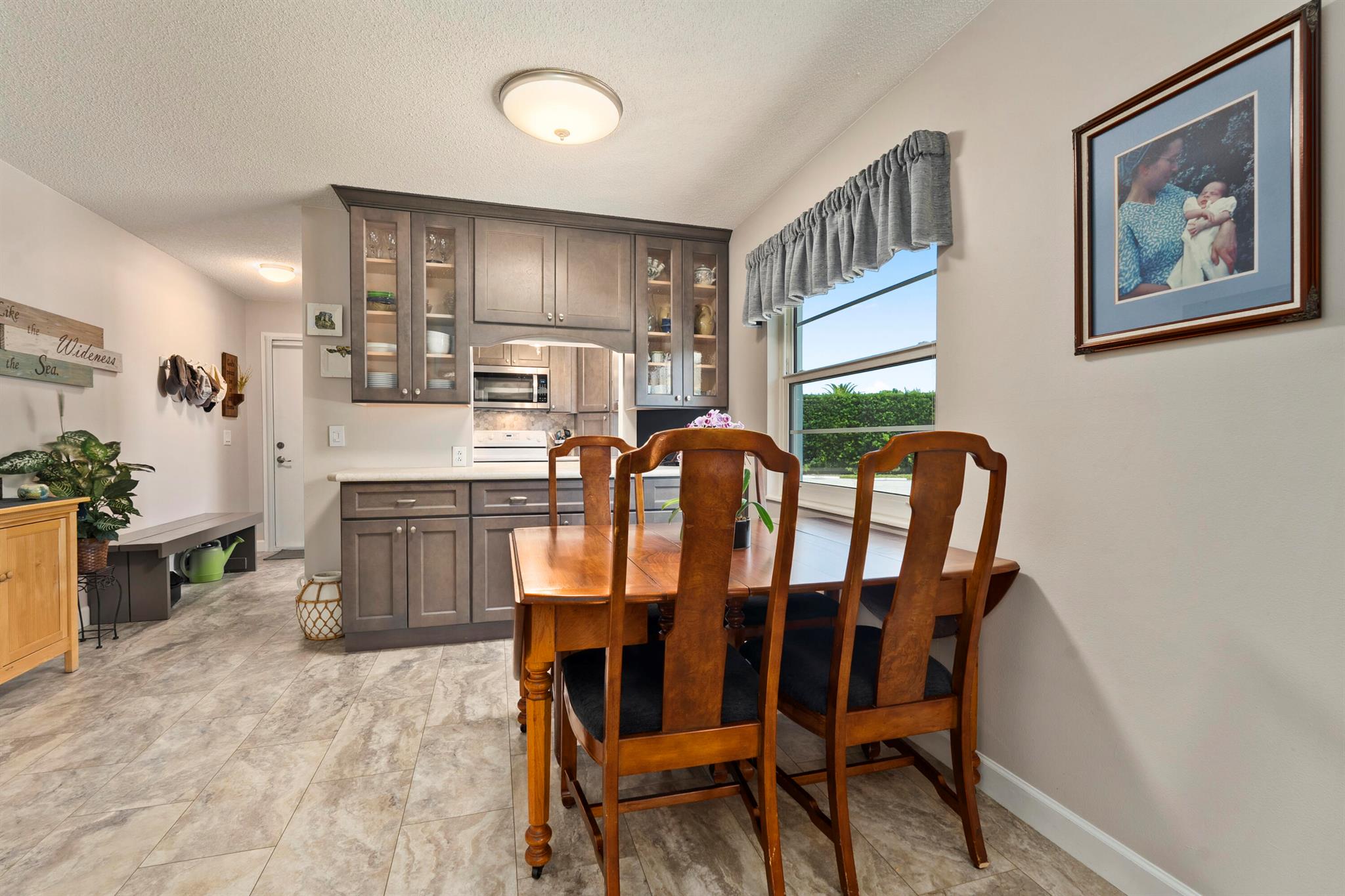 Stuart, Florida 34996, United States, 2 Bedrooms Bedrooms, ,2 BathroomsBathrooms,Residential,Active,209569