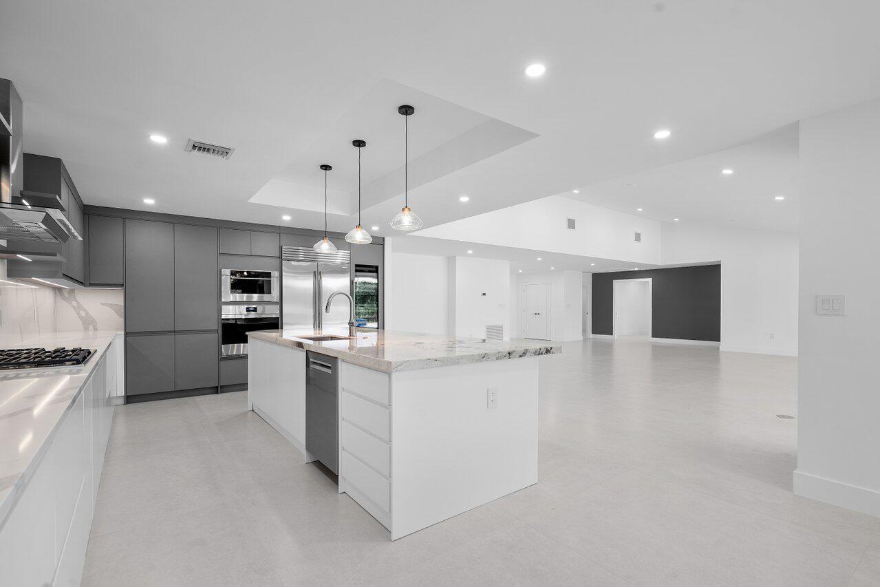 Delaire Country Club - Residential