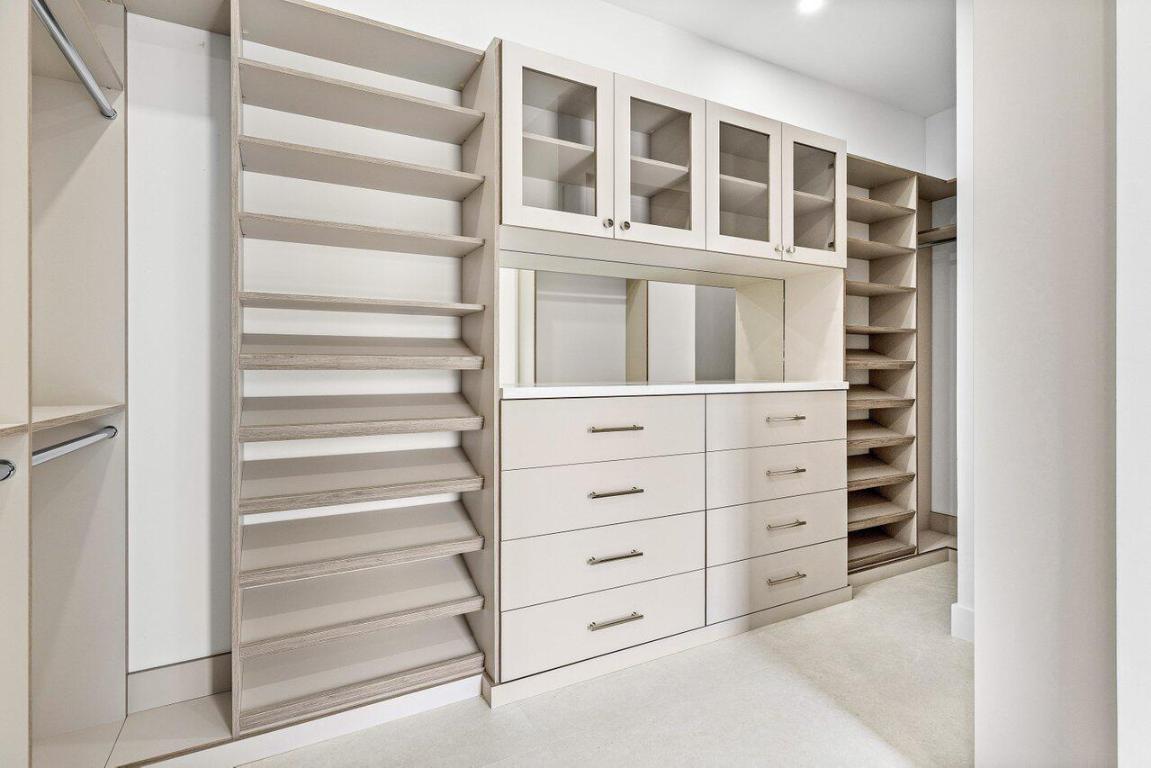 Delaire Country Club - Residential