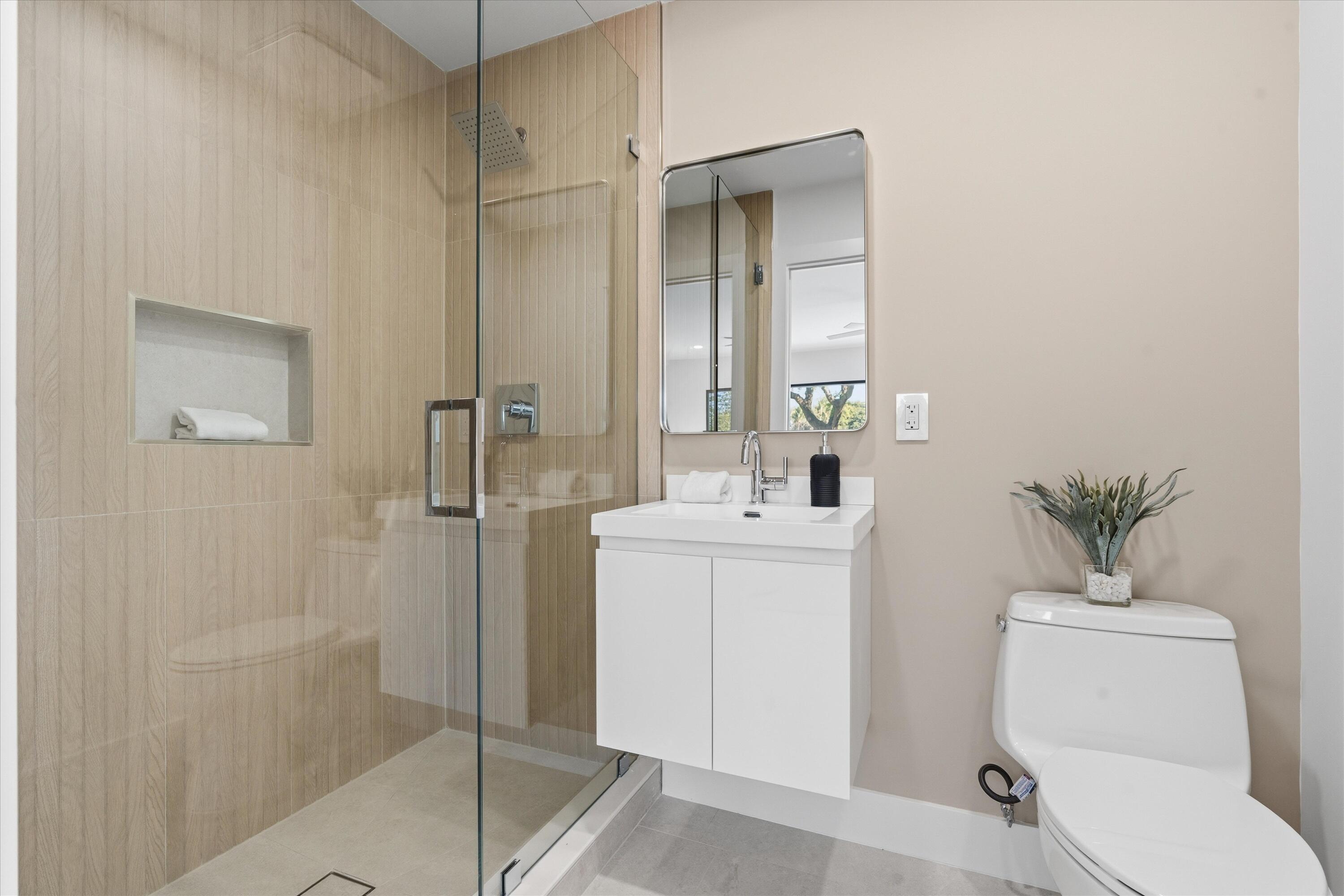 Delaire Country Club - Residential