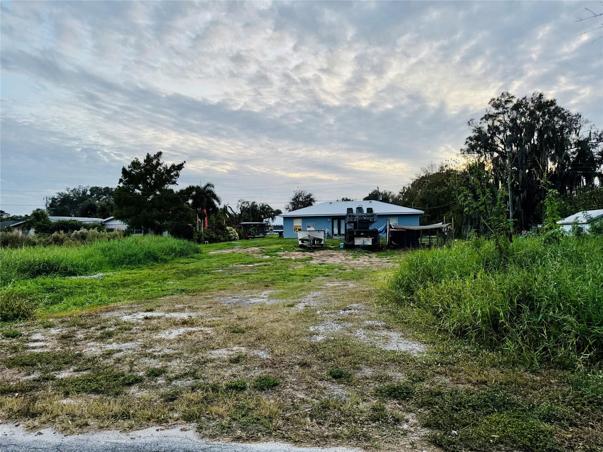 Lake Okeechobee Hammock - Land