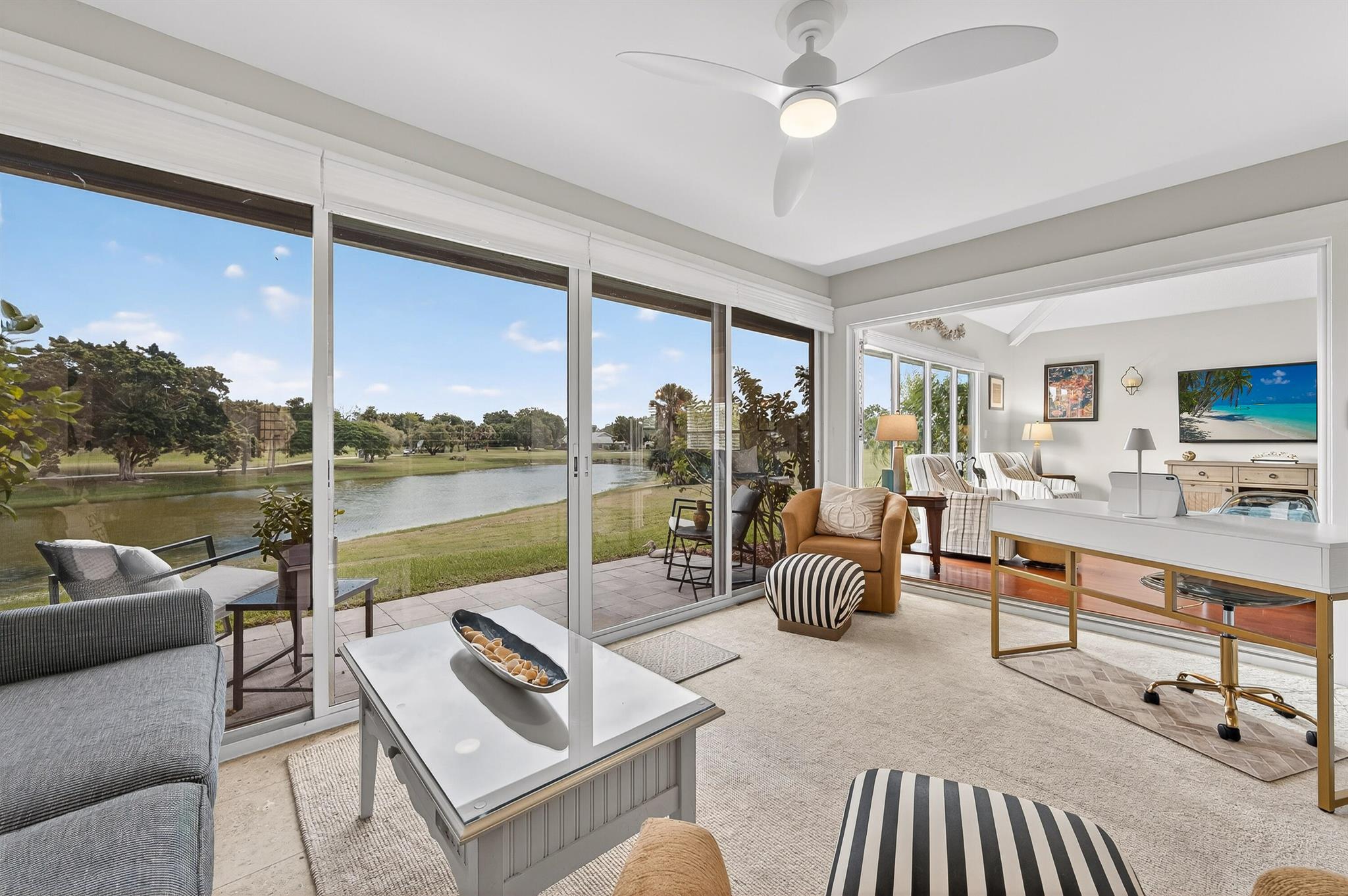 6884 SE Bunker Hill Drive