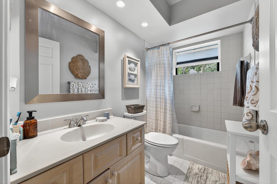 BUNKER HILL AT HERITAGE RIDGE EAST - Residential