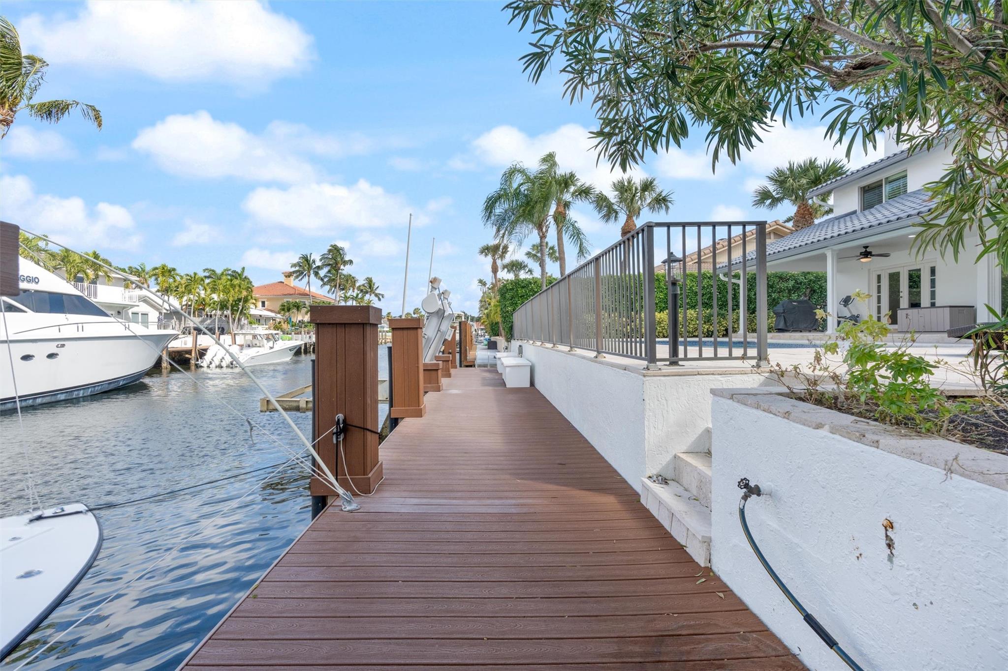 Coral Key Villas 6th Sec - Residential