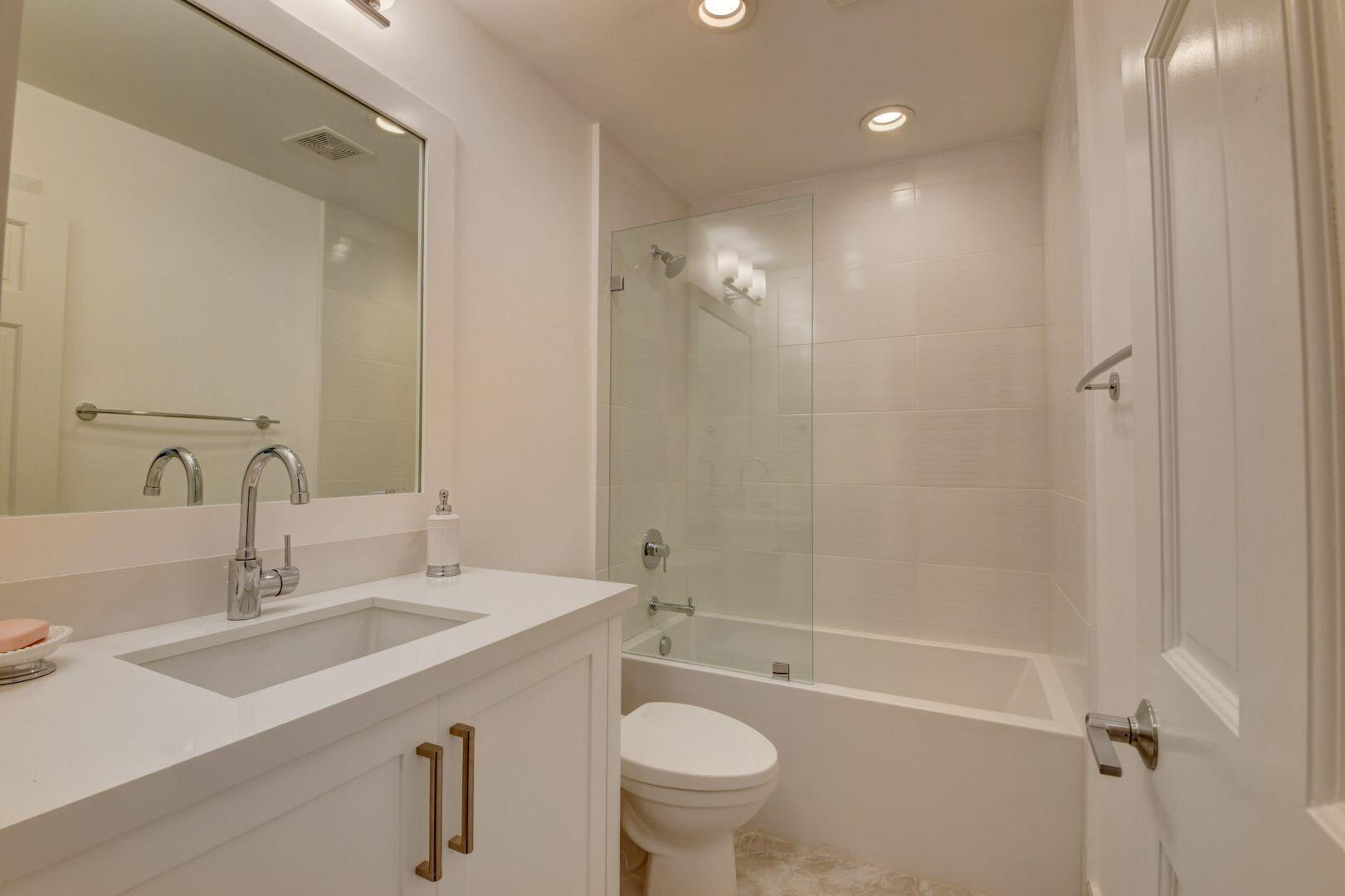 BEL LIDO - Residential Lease