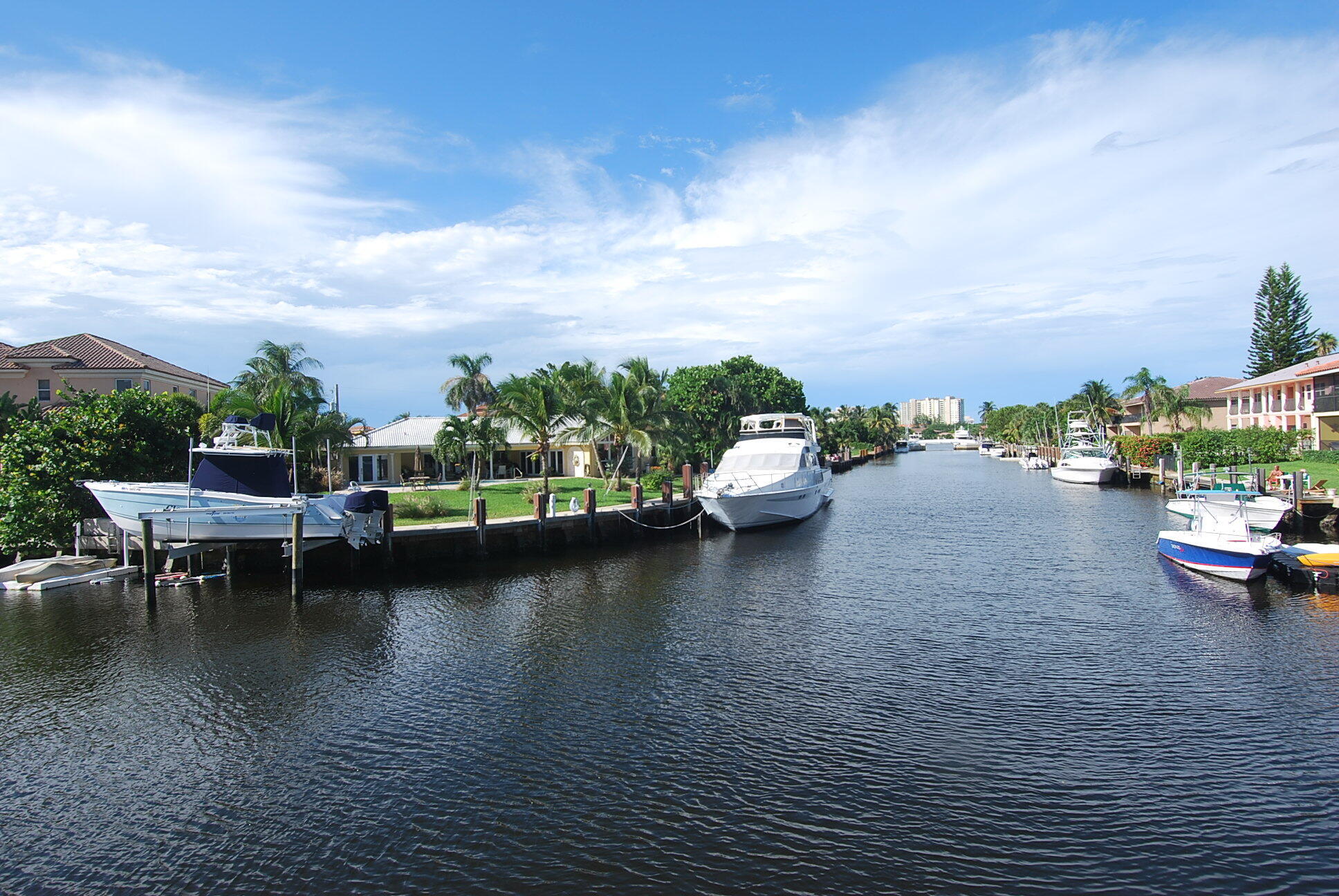 BEL LIDO - Residential Lease