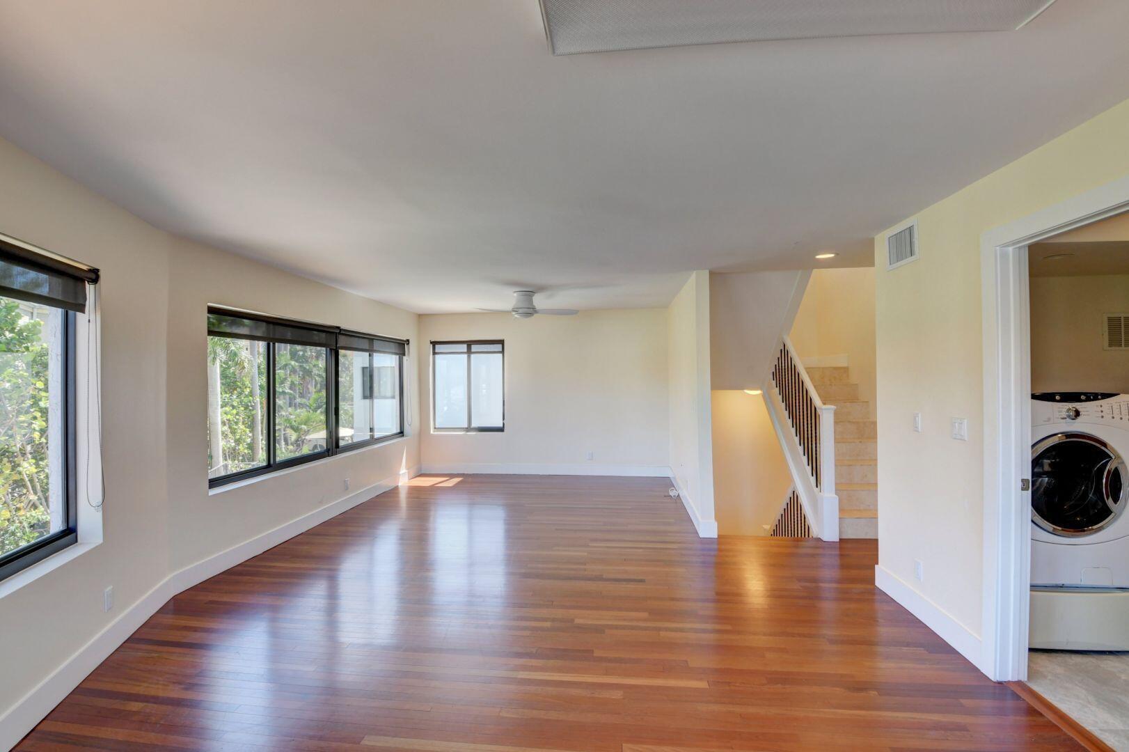 BEL LIDO - Residential Lease