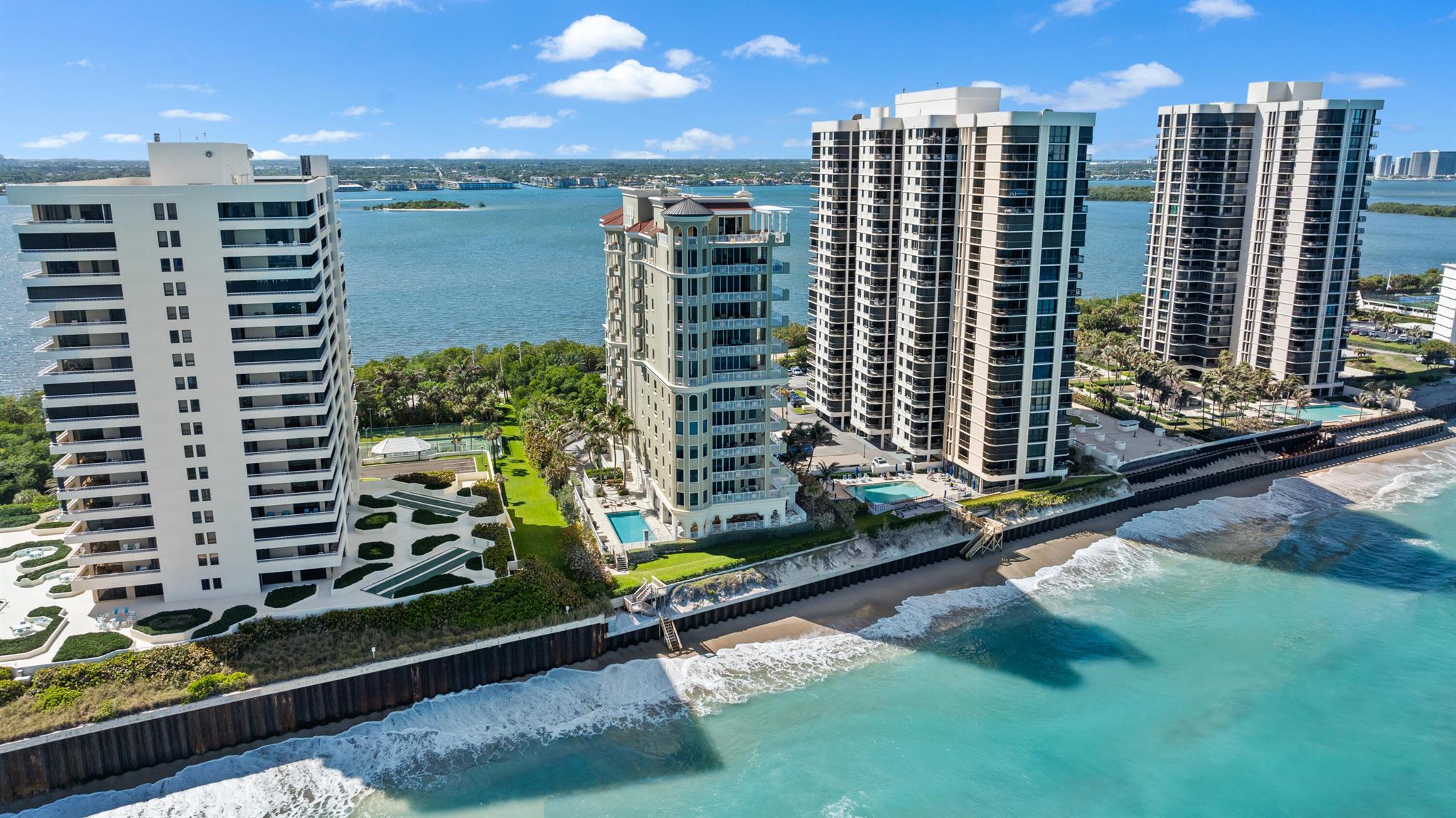ONE SINGER ISLAND CONDO - Residential