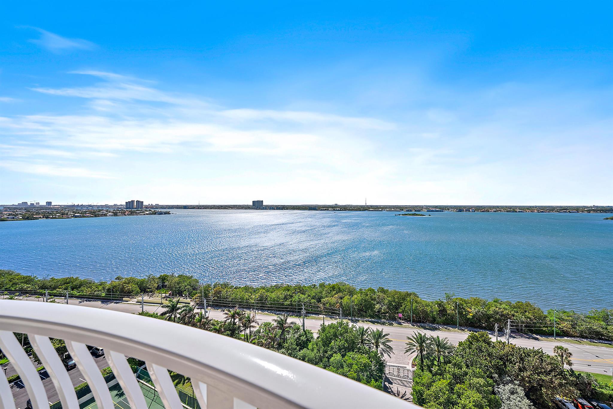ONE SINGER ISLAND CONDO - Residential