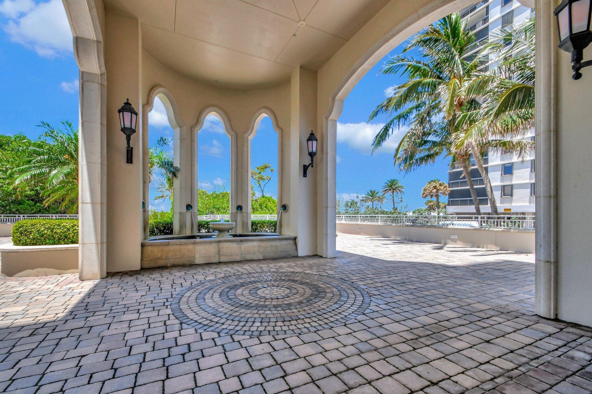 ONE SINGER ISLAND CONDO - Residential