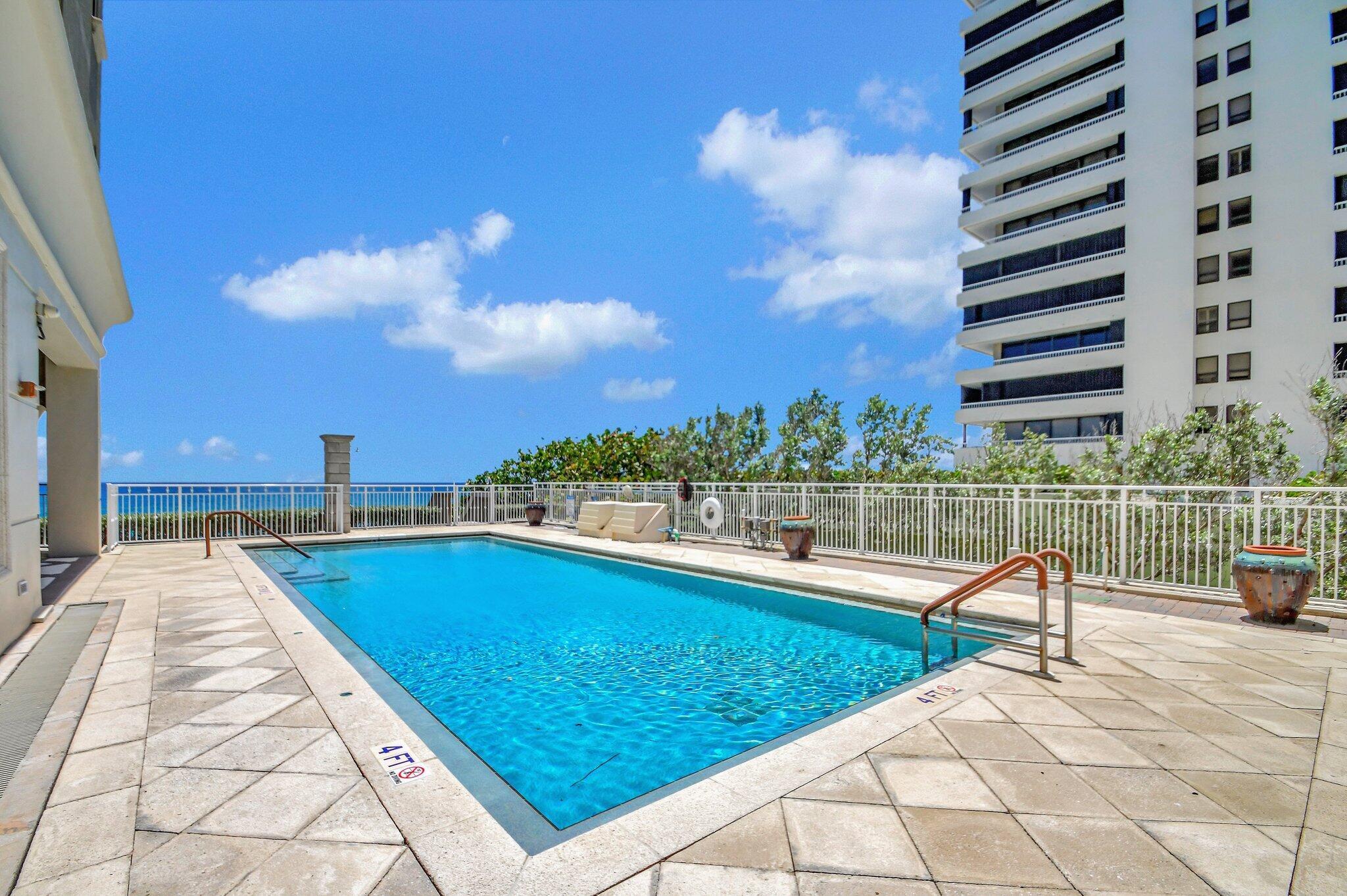 ONE SINGER ISLAND CONDO - Residential