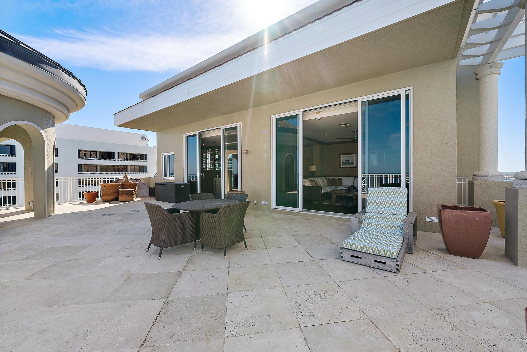 ONE SINGER ISLAND CONDO - Residential