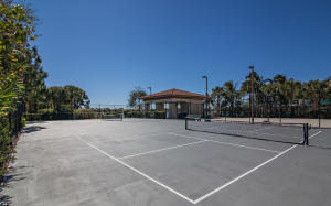 MANSIONS AT EVERGRENE - Residential Lease