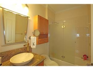 MANSIONS AT EVERGRENE - Residential Lease