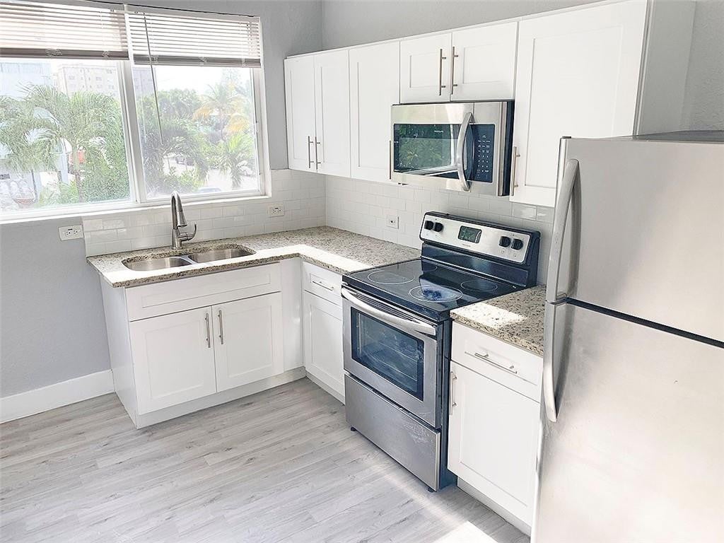 Photo of 702 S 17TH Avenue #8, Hollywood, FL 33020 (MLS # B26065683)