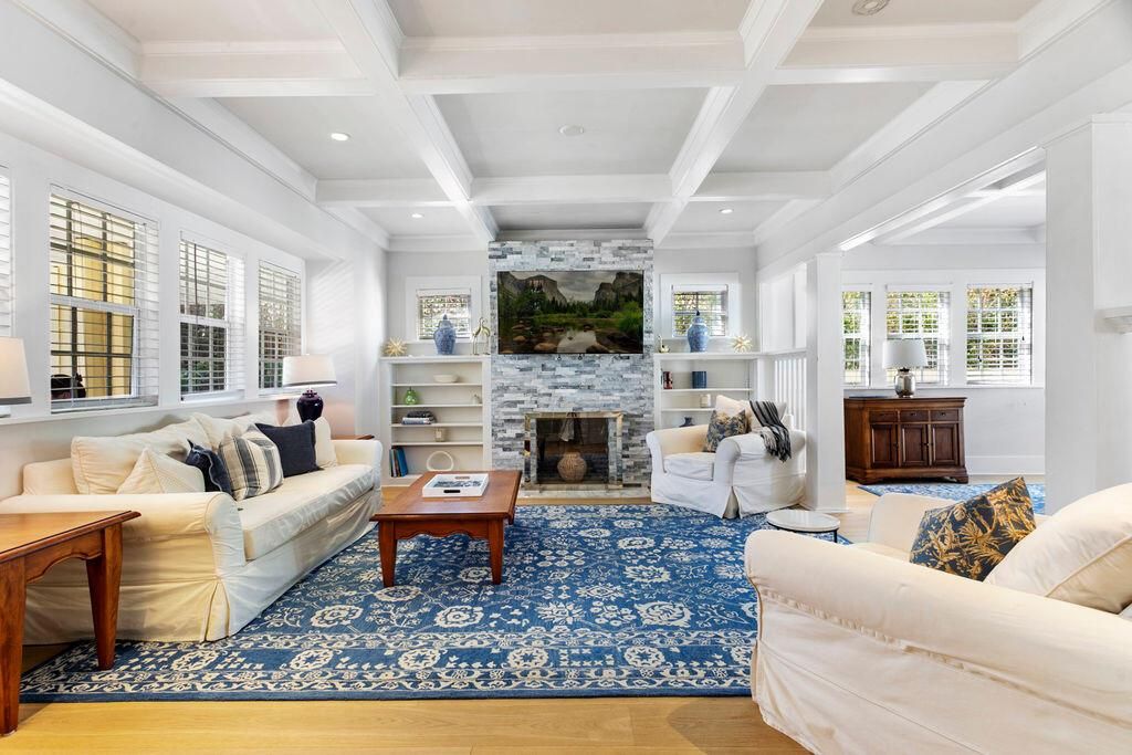 Photo of 141 Australian Avenue, Palm Beach, FL 33480 (MLS # R11137569)