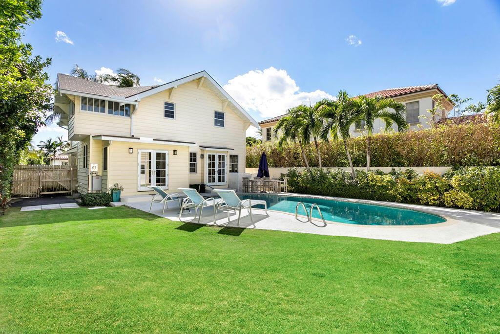 ROYAL PARK - Residential Lease