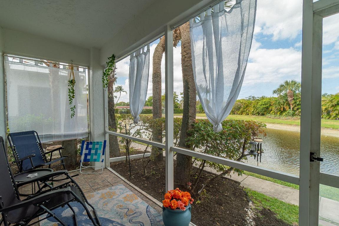 COCONUT KEY - Residential