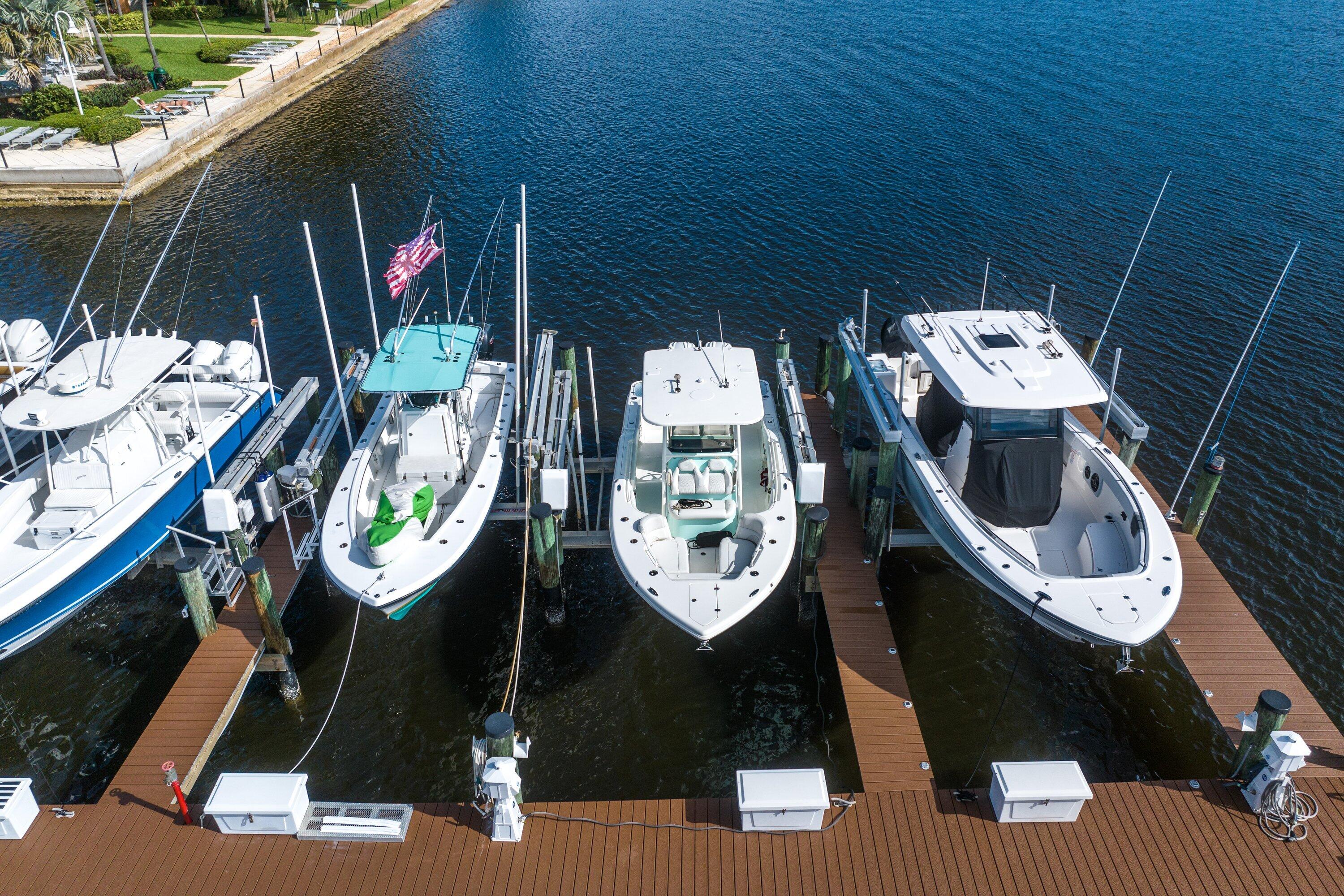 167 YACHT CLUB Way 107