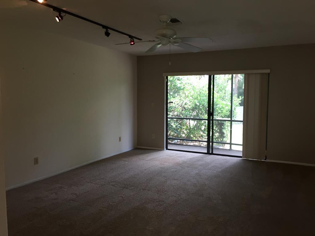 800 Place Condominimum - Residential