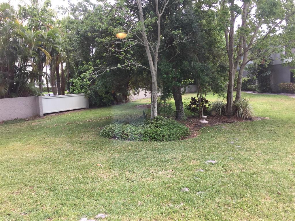 800 Place Condominimum - Residential