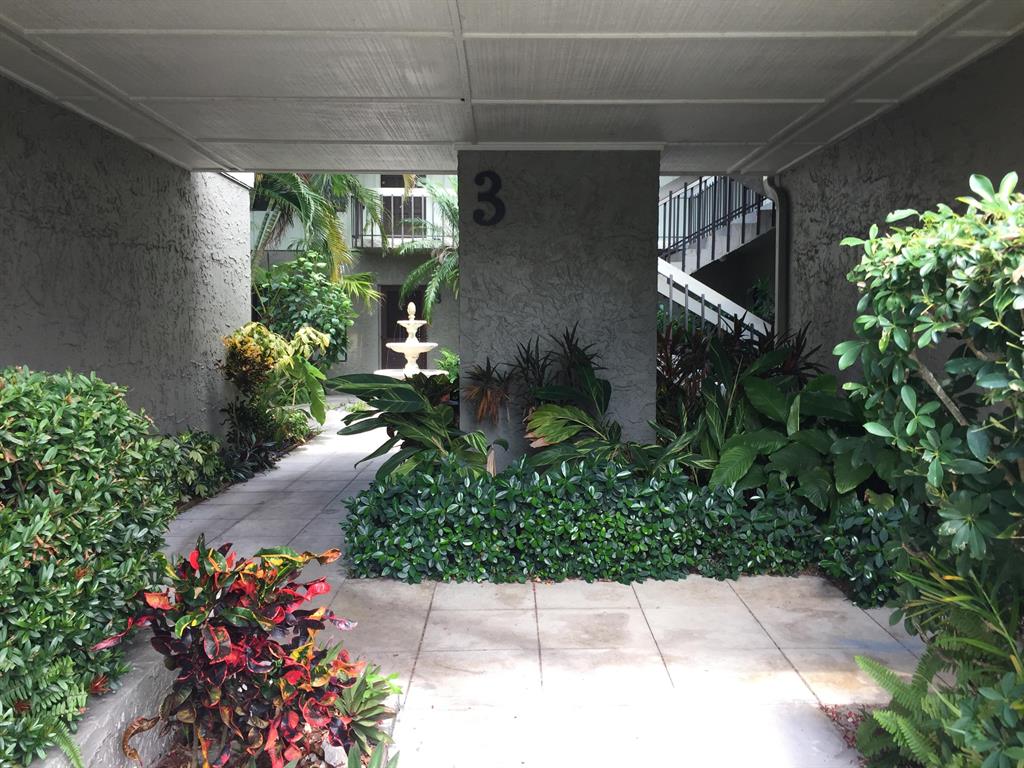 800 Place Condominimum - Residential