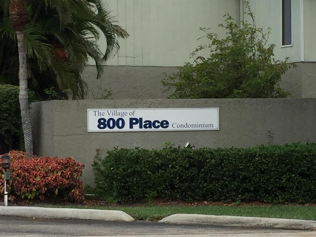 800 Place Condominimum - Residential